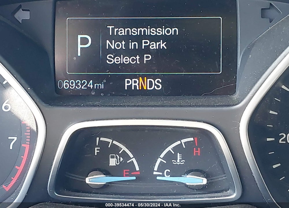 2016 FORD FOCUS SE VIN: 1FADP3K26GL276212
