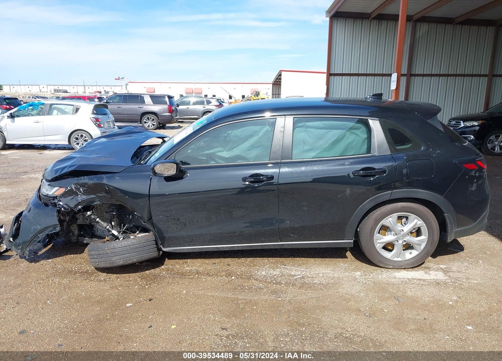 2024 HONDA HR-V 2WD LX VIN: 3CZRZ1H38RM735296