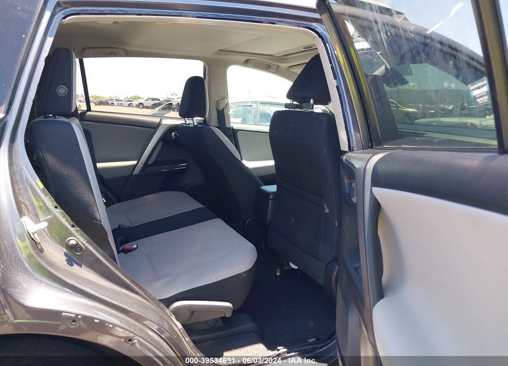 2017 TOYOTA RAV4 XLE VIN: 2T3RFREV9HW559732