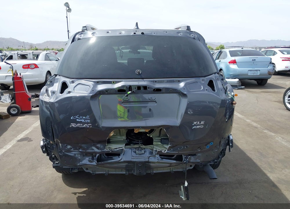 2017 TOYOTA RAV4 XLE VIN: 2T3RFREV9HW559732