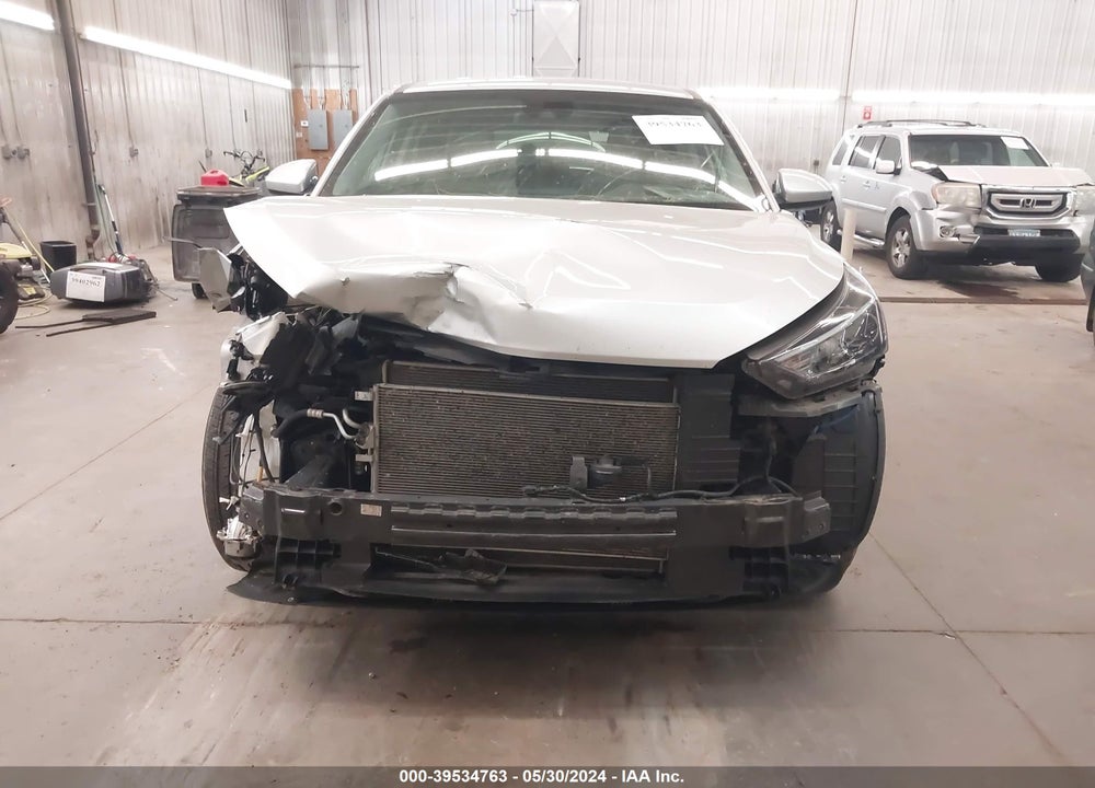 2019 HYUNDAI TUCSON SE VIN: KM8J2CA4XKU866913