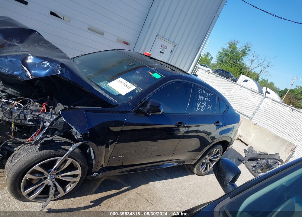 2016 BMW X6 XDRIVE50I VIN: 5UXKU6C55G0R99909