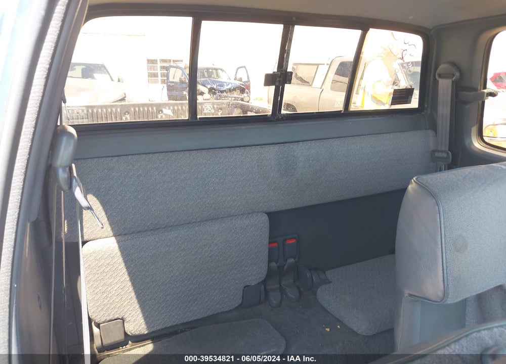 1995 TOYOTA TACOMA XTRACAB VIN: 4TAVN73F5SZ062102