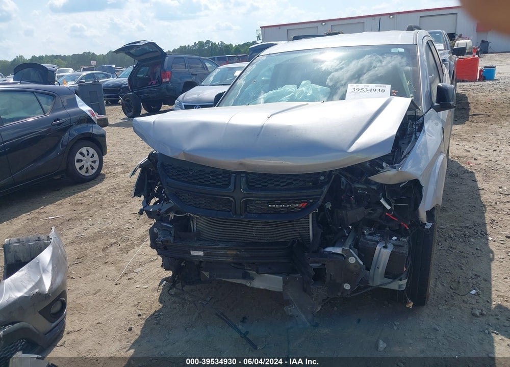 2019 DODGE JOURNEY SE VIN: 3C4PDCBB9KT845549