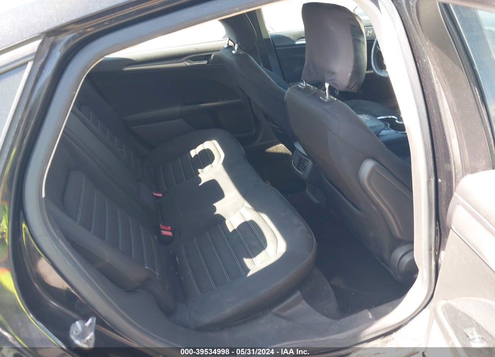 2014 FORD FUSION SE VIN: 1FA6P0H72E5371863