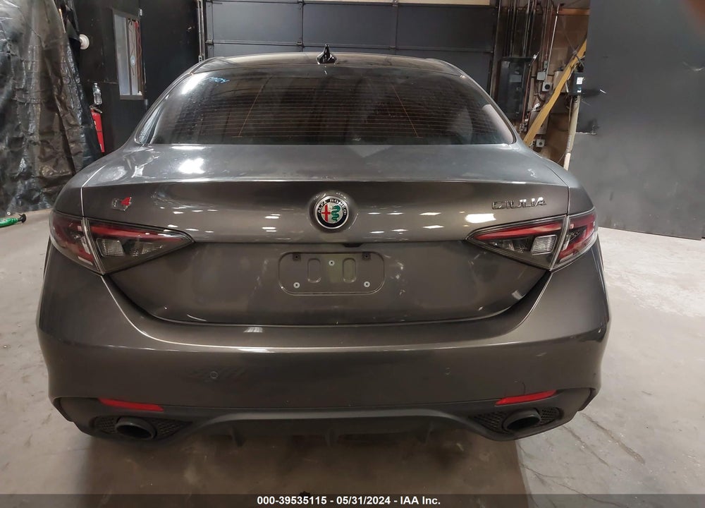 2024 ALFA ROMEO GIULIA VELOCE AWD VIN: ZARFANBNXR7679881