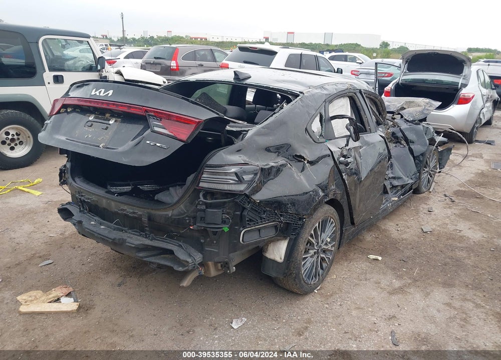 2022 KIA FORTE GT LINE VIN: 3KPF54AD2NE481047