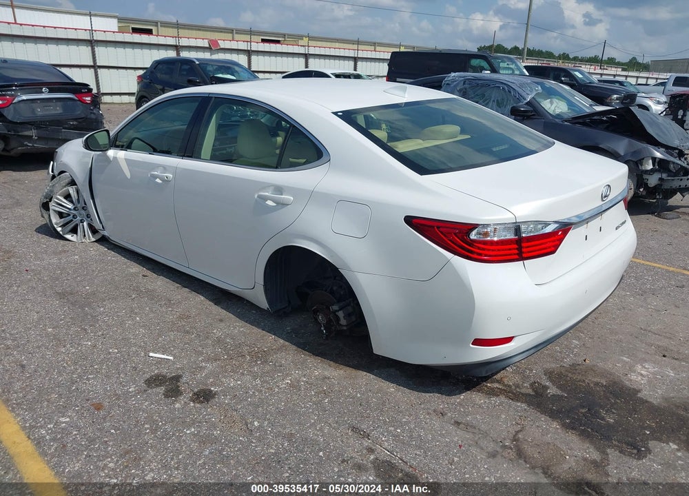 2015 LEXUS ES 350 VIN: JTHBK1GG4F2208177