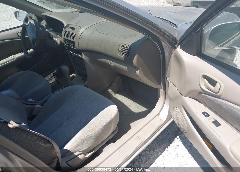 2002 TOYOTA COROLLA VIN: 2T1BR12E02C561613