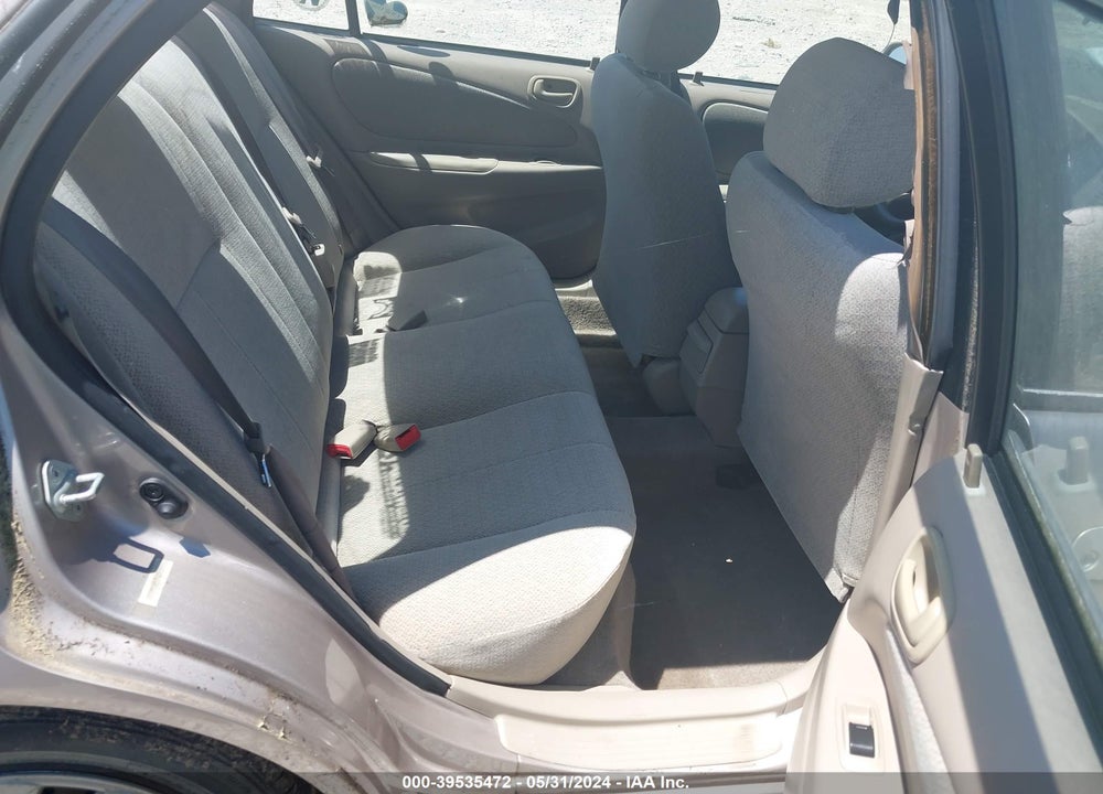2002 TOYOTA COROLLA VIN: 2T1BR12E02C561613
