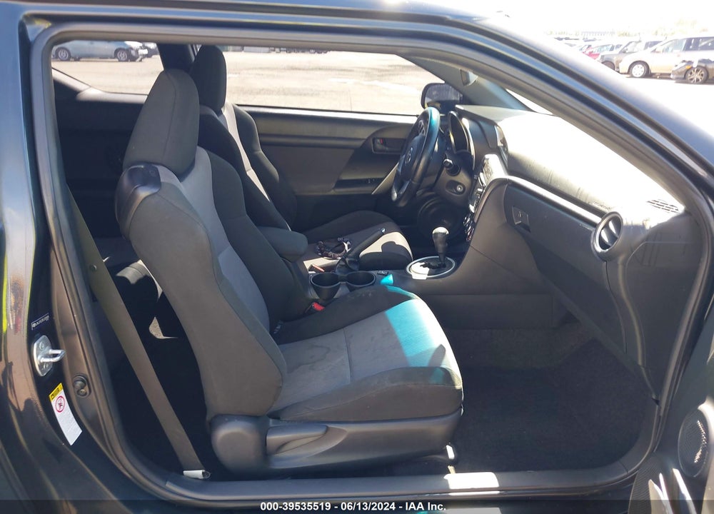 2015 SCION TC VIN: JTKJF5C70FJ005946