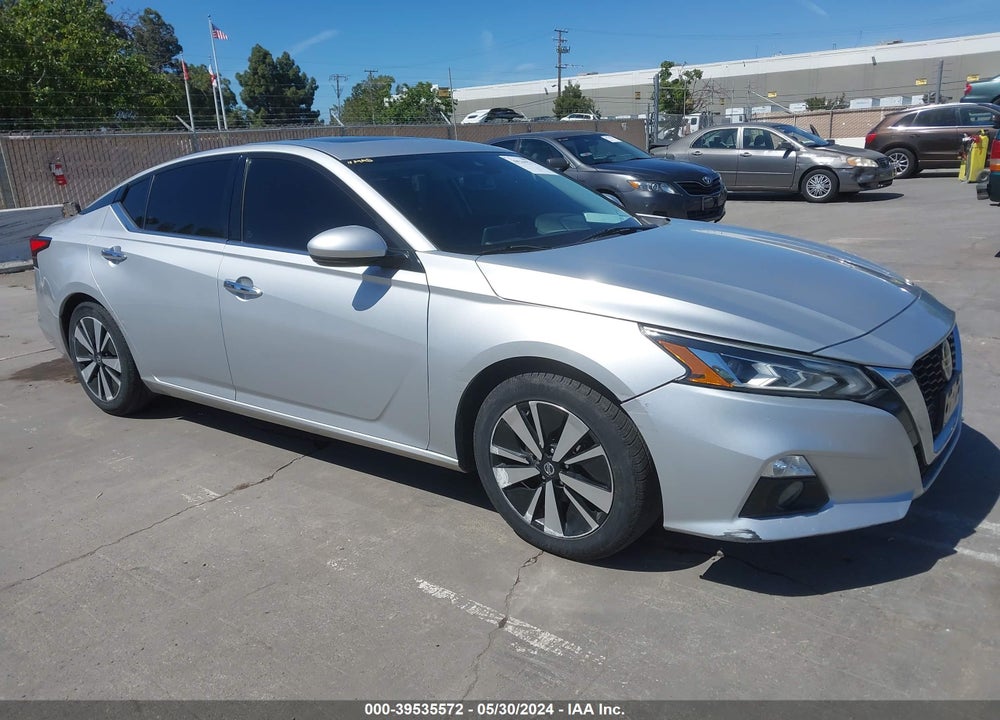 2020 NISSAN ALTIMA SL FWD VIN: 1N4BL4EV2LC151197