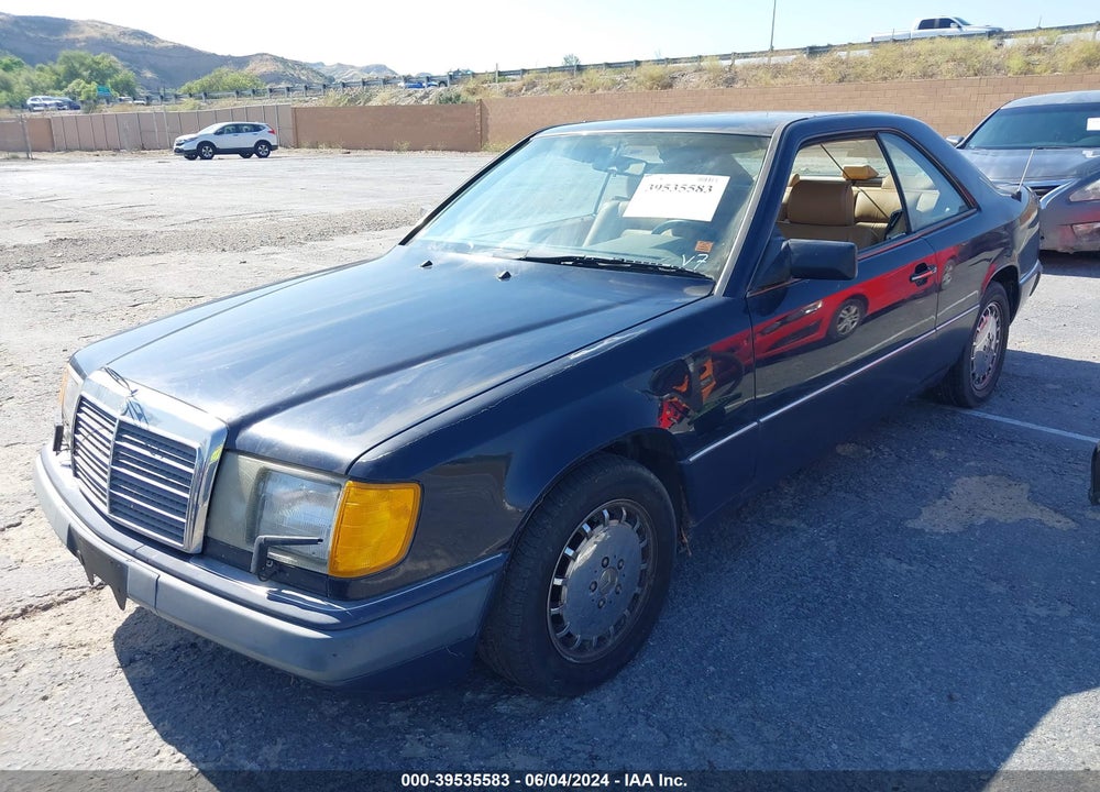 1992 MERCEDES-BENZ 300 CE VIN: WDBEA51E4NB576629