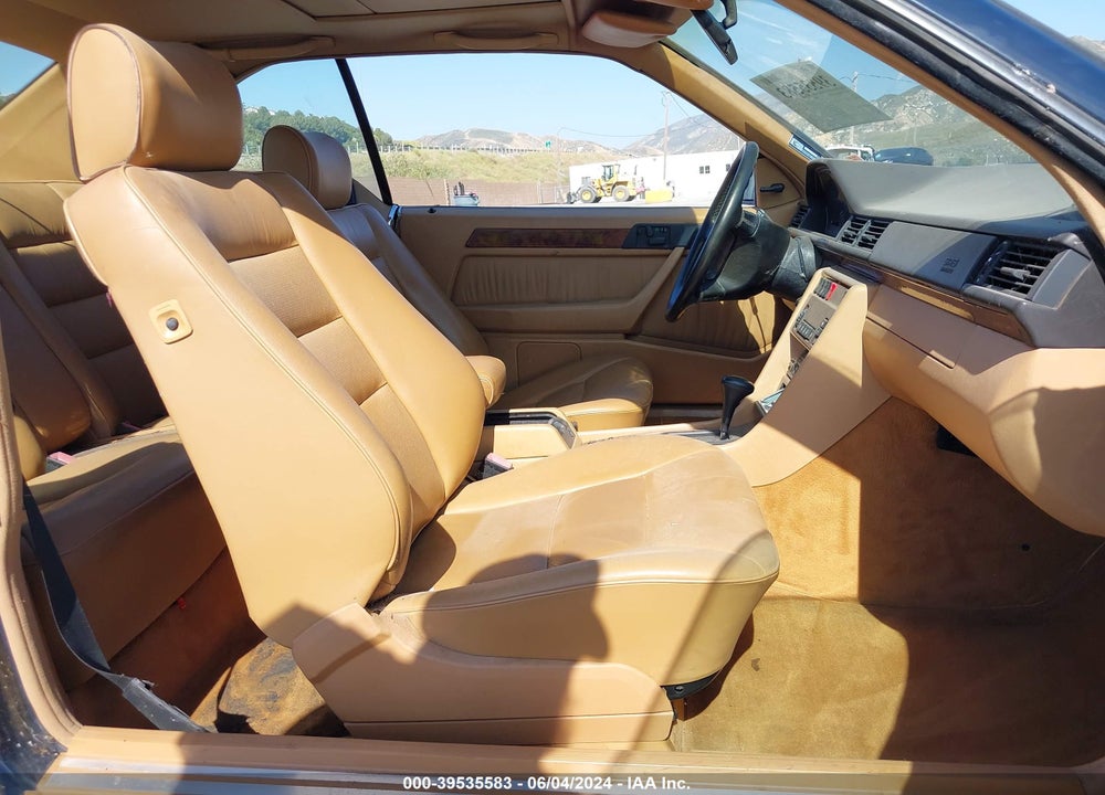 1992 MERCEDES-BENZ 300 CE VIN: WDBEA51E4NB576629
