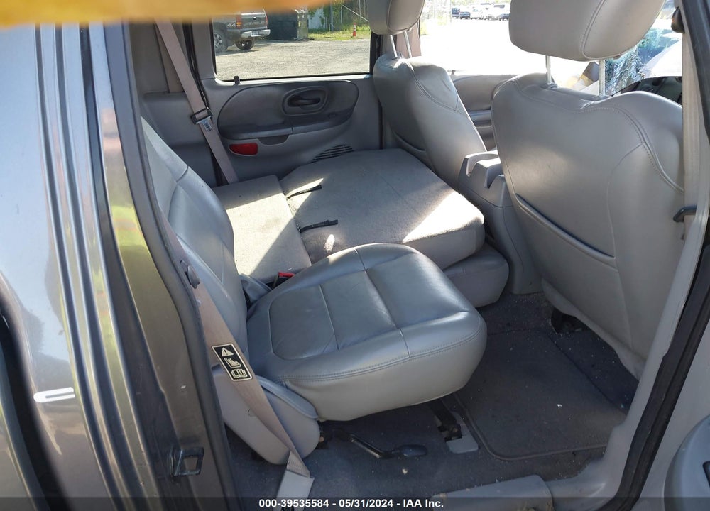 2003 FORD F-150 LARIAT/XLT VIN: 1FTRW07L33KC61444