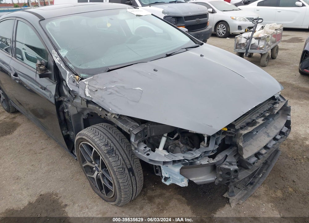 2018 FORD FOCUS SEL VIN: 1FADP3H25JL260534