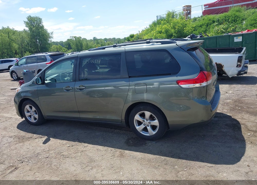 2014 TOYOTA SIENNA LE V6 8 PASSENGER VIN: 5TDKK3DC2ES524859