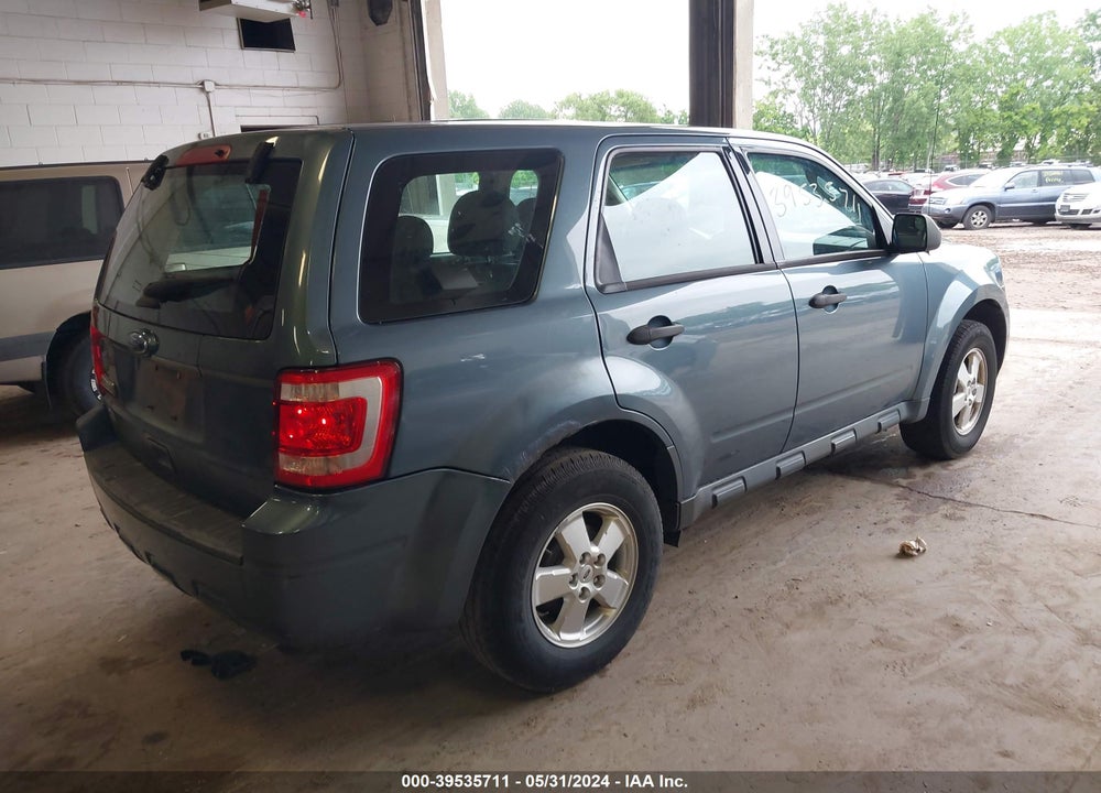 2012 FORD ESCAPE XLS VIN: 1FMCU0C77CKB05424