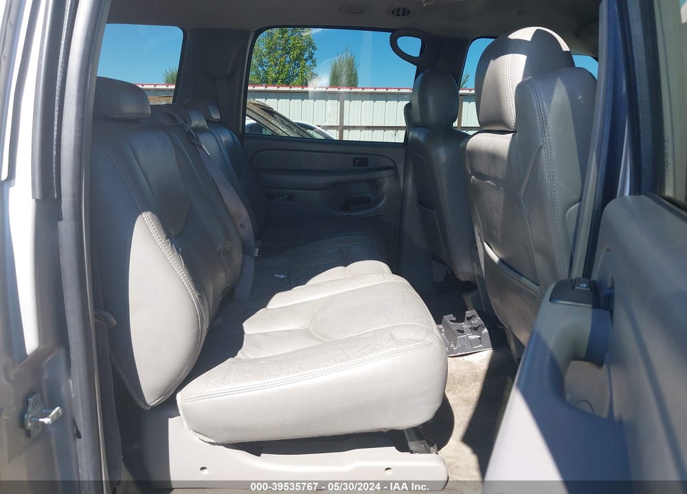 2004 CHEVROLET SUBURBAN 1500 LT VIN: 1GNEC16T74J201289