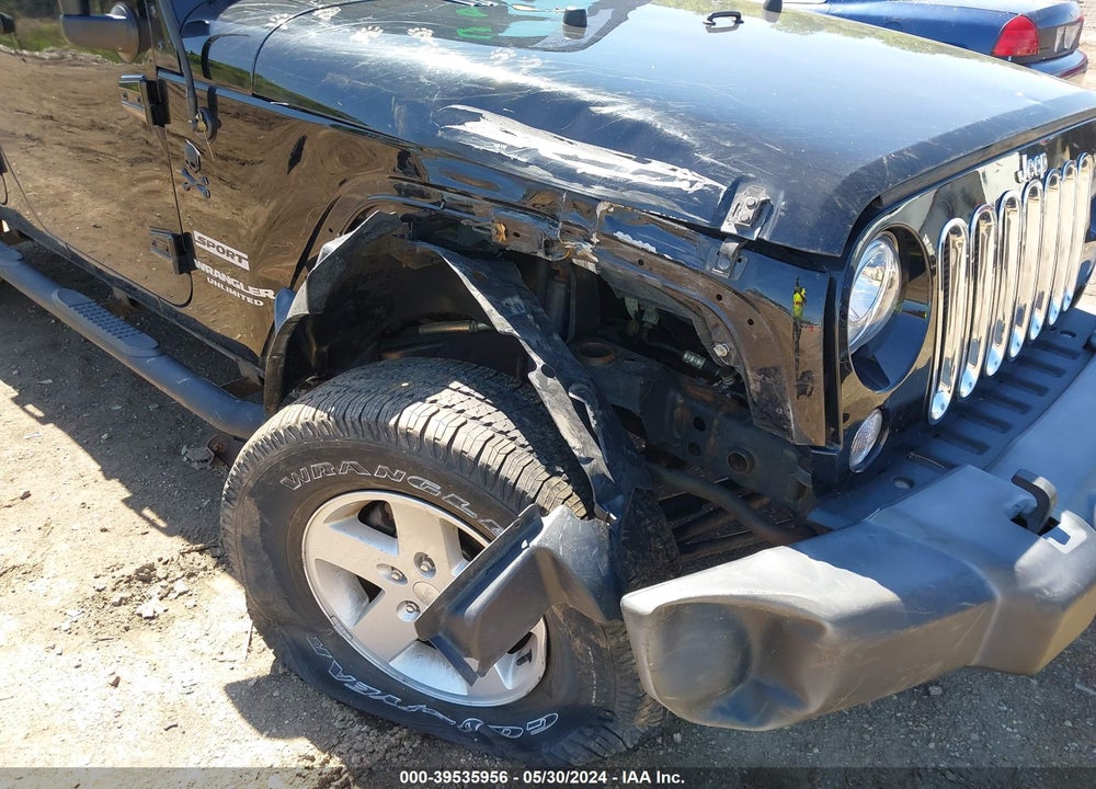 2017 JEEP WRANGLER UNLIMITED SPORT 4X4 VIN: 1C4BJWDG9HL719466