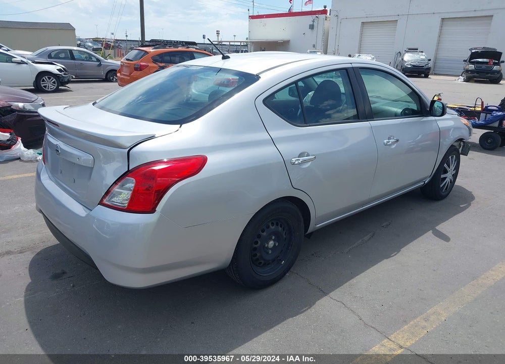 2019 NISSAN VERSA 1.6 SV VIN: 3N1CN7AP1KL823533