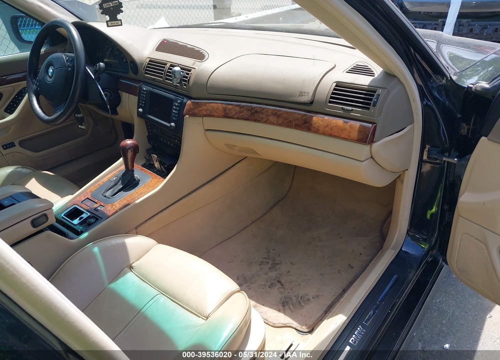 2001 BMW 740IA VIN: WBAGG83411DN86402