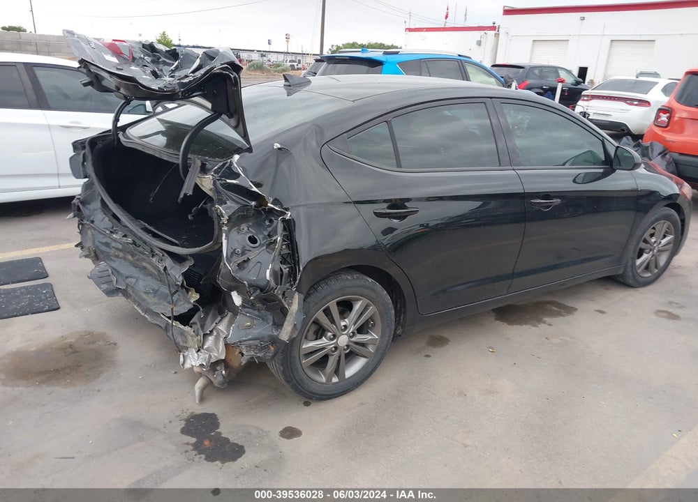 2018 HYUNDAI ELANTRA SEL VIN: 5NPD84LFXJH252909