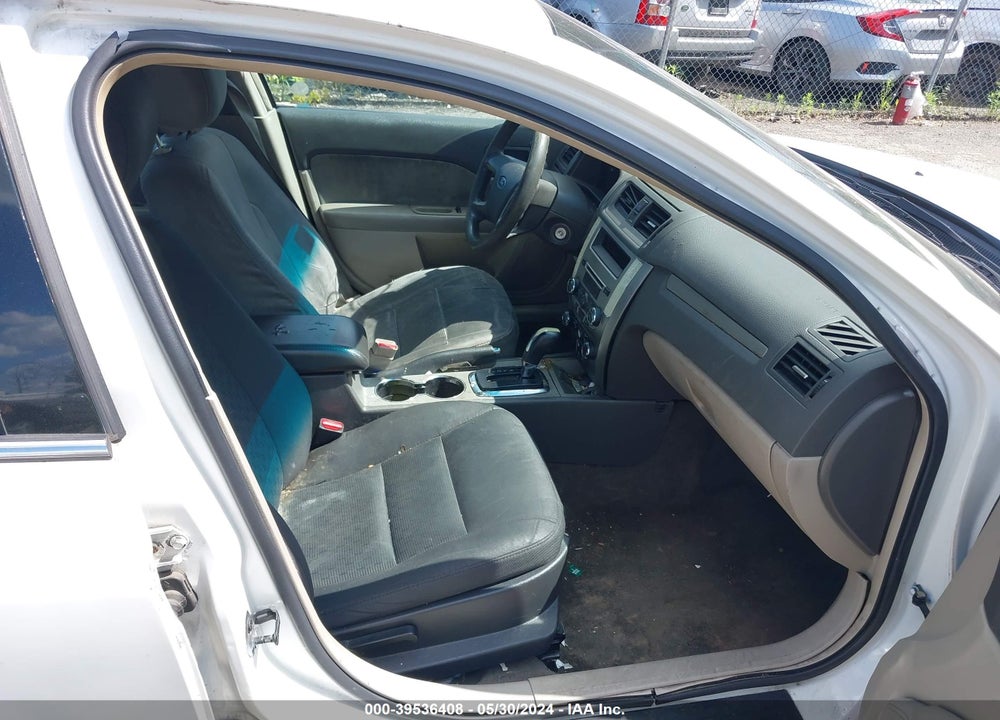 2012 FORD FUSION VIN: 3FAHP0HA8CR402208