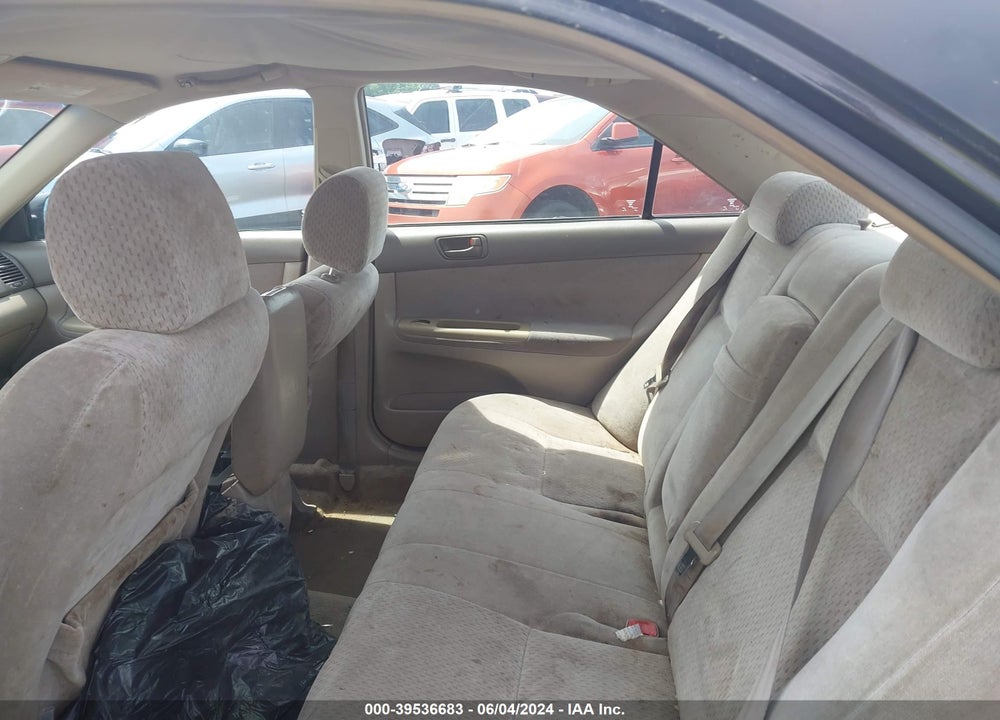 2004 TOYOTA CAMRY LE VIN: 4T1BE32K04U333920