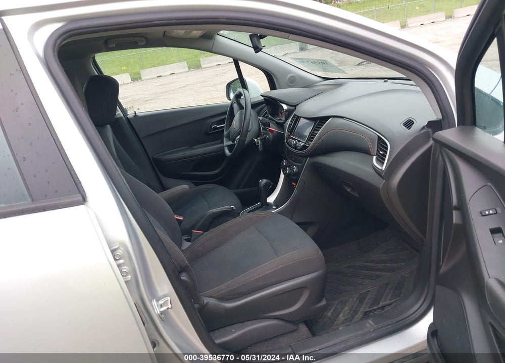 2020 CHEVROLET TRAX AWD LS VIN: KL7CJNSB0LB036363