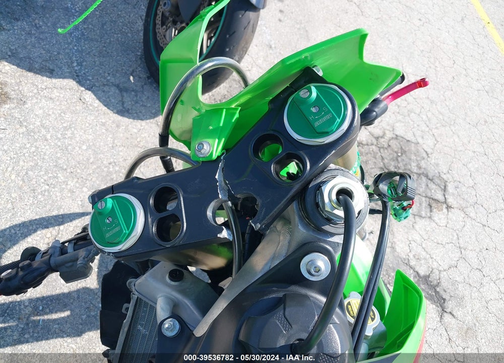 2022 KAWASAKI KX450 F VIN: JKAKXGJC1NA027273