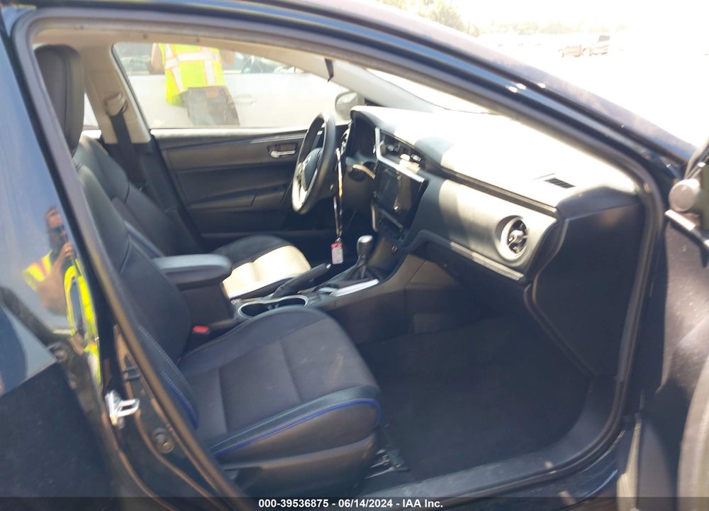 2018 TOYOTA COROLLA SE VIN: 2T1BURHE6JC114643