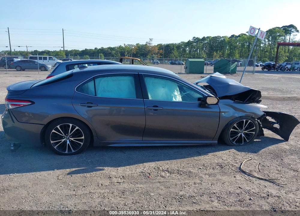 2019 TOYOTA CAMRY SE VIN: 4T1B11HK2KU166237