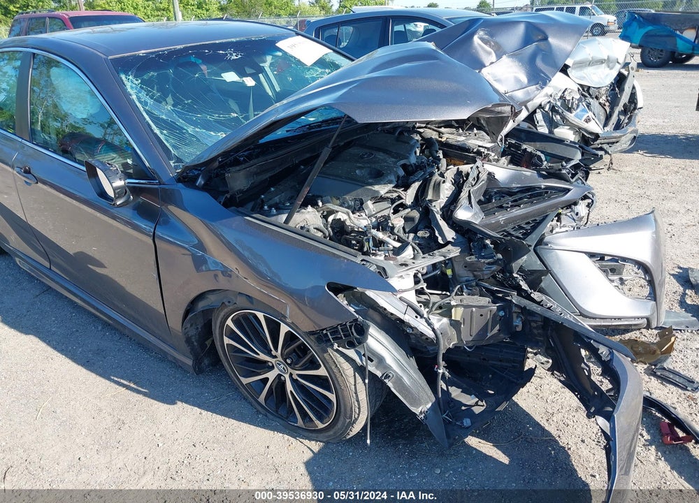 2019 TOYOTA CAMRY SE VIN: 4T1B11HK2KU166237