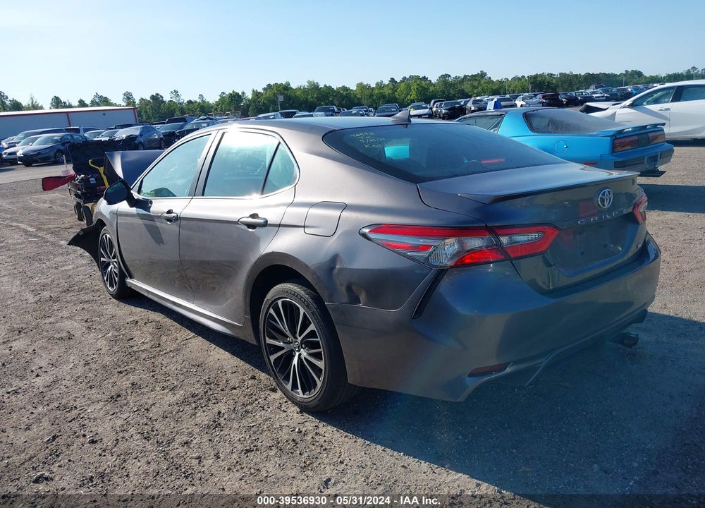 2019 TOYOTA CAMRY SE VIN: 4T1B11HK2KU166237