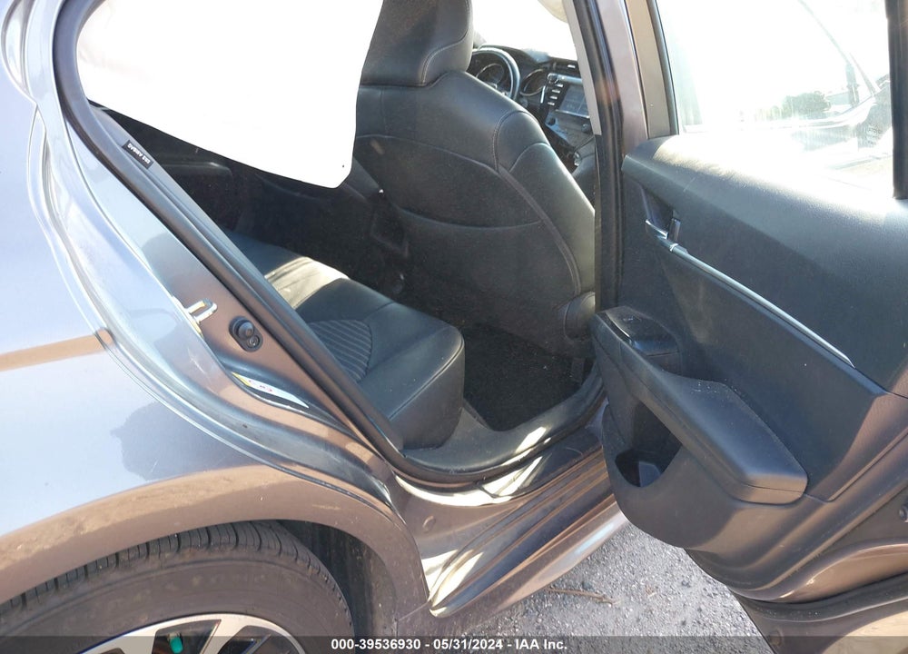 2019 TOYOTA CAMRY SE VIN: 4T1B11HK2KU166237