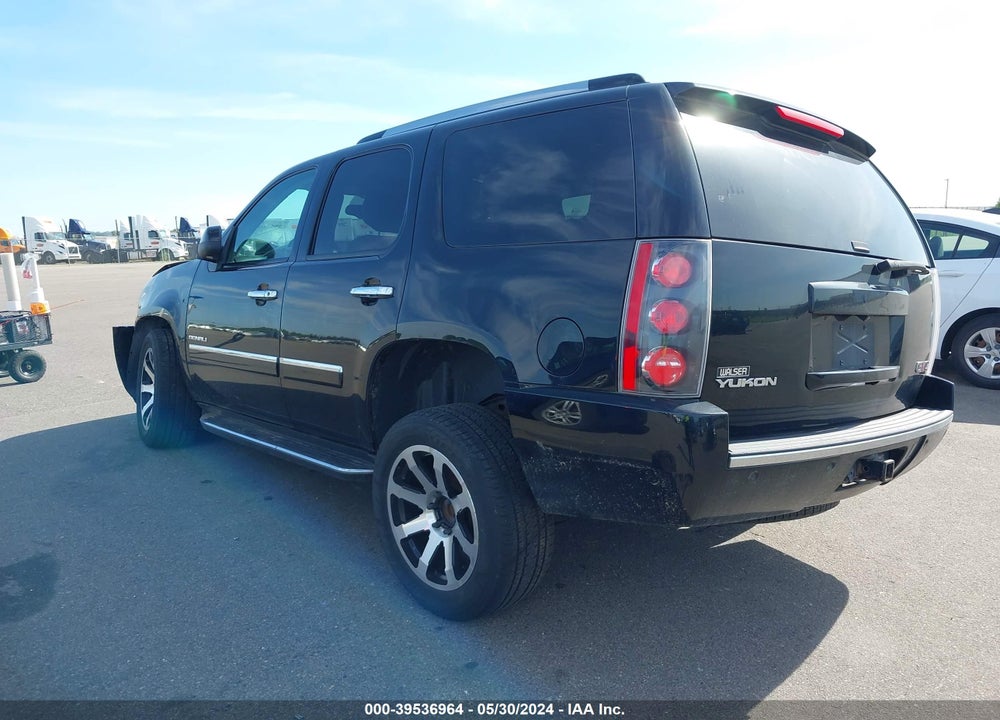 2014 GMC YUKON DENALI VIN: 1GKS2EEF9ER154825