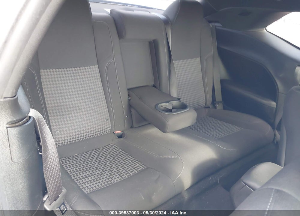 2020 DODGE CHALLENGER SXT VIN: 2C3CDZAG2LH179485
