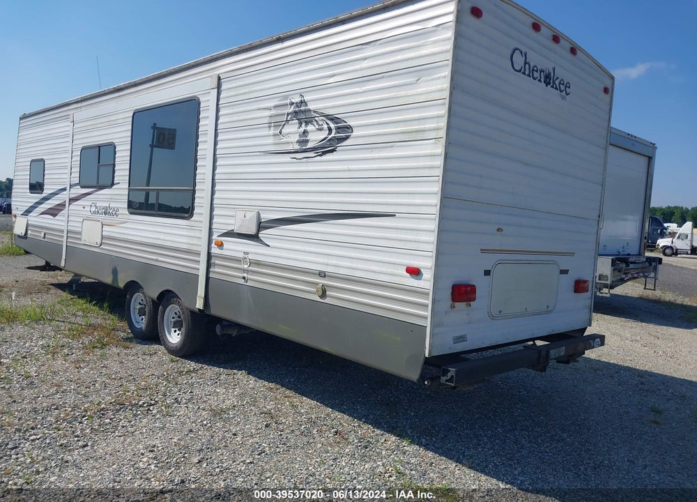 2007 FOREST RIVER CHEROKEE 32B VIN: 4X4TCKH247P103861