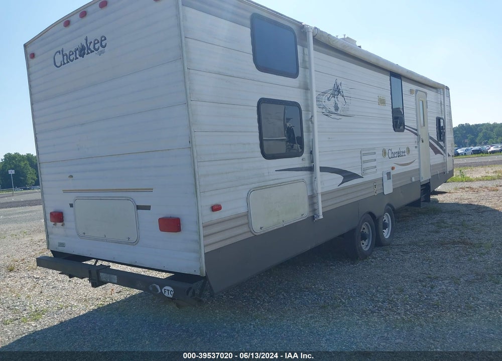 2007 FOREST RIVER CHEROKEE 32B VIN: 4X4TCKH247P103861