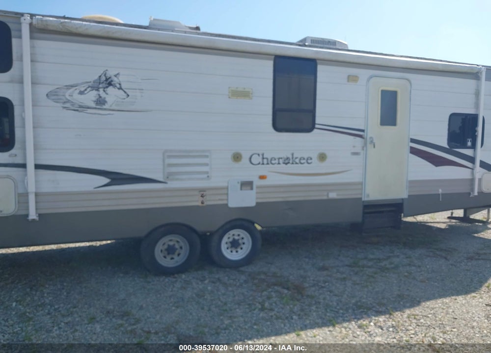 2007 FOREST RIVER CHEROKEE 32B VIN: 4X4TCKH247P103861