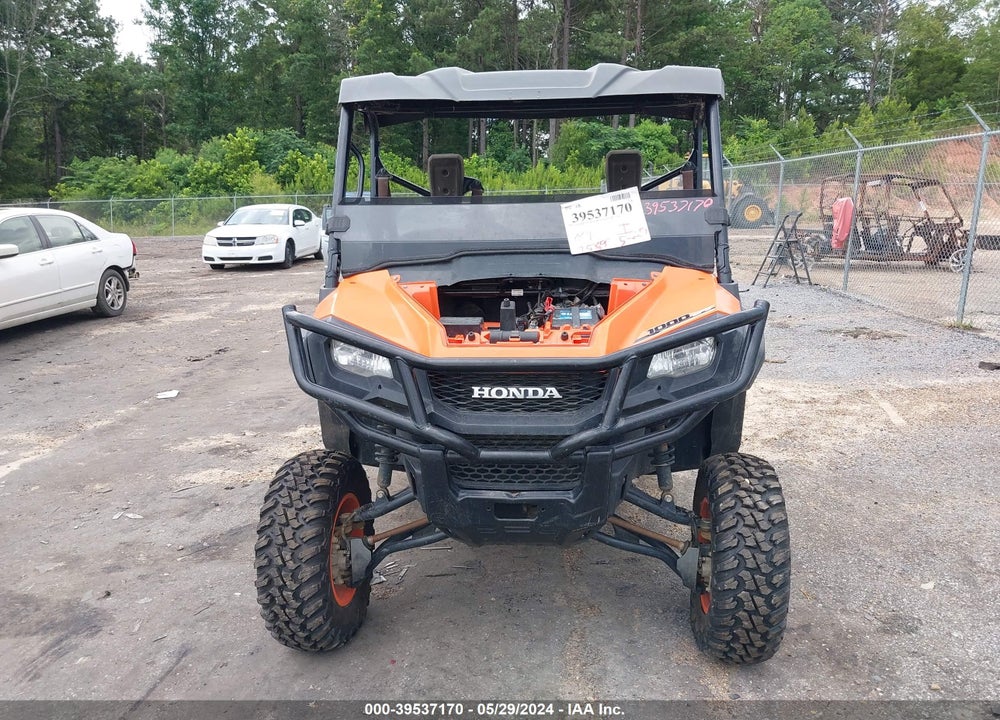 2016 HONDA SXS1000 M3 VIN: 1HFVE04A3G4006877