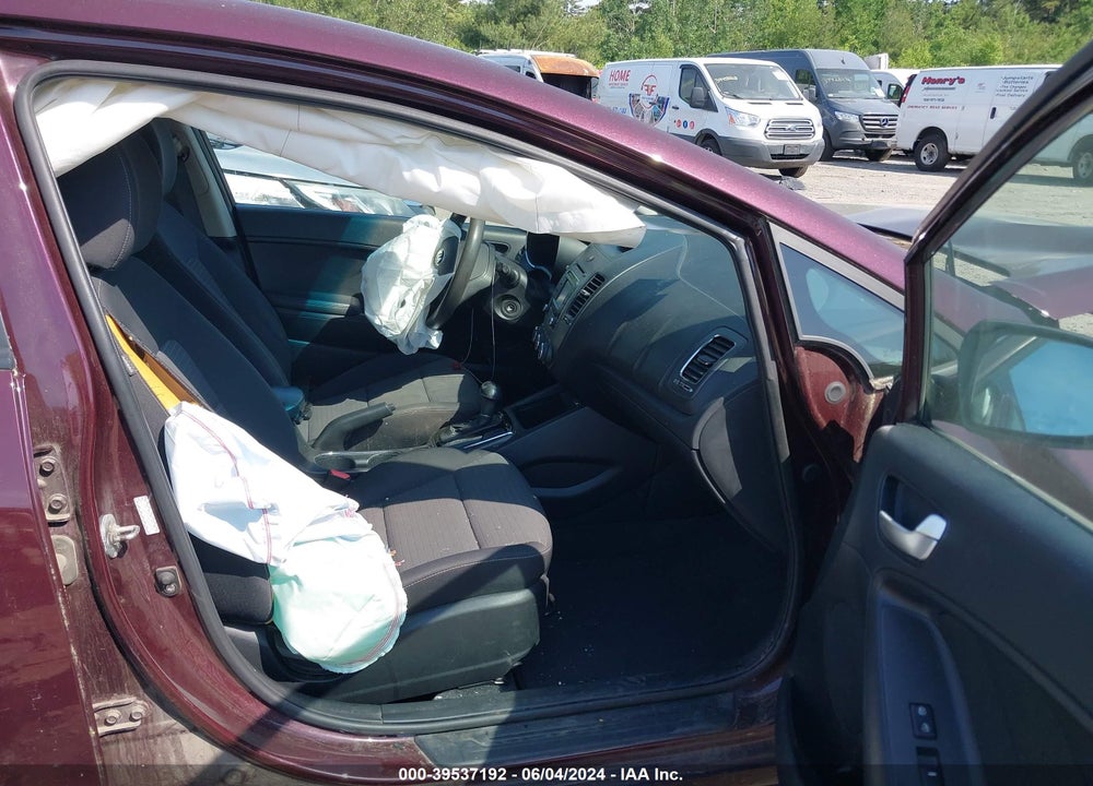 2017 KIA FORTE LX VIN: 3KPFL4A75HE012474