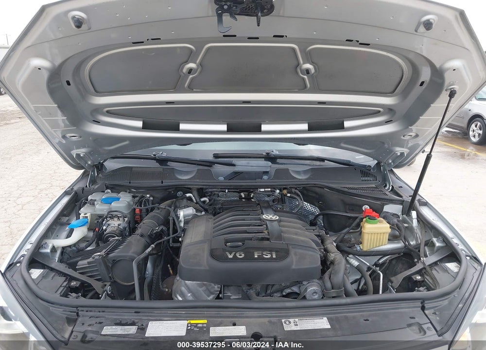 2015 VOLKSWAGEN TOUAREG V6 EXECUTIVE VIN: WVGEF9BP0FD002394
