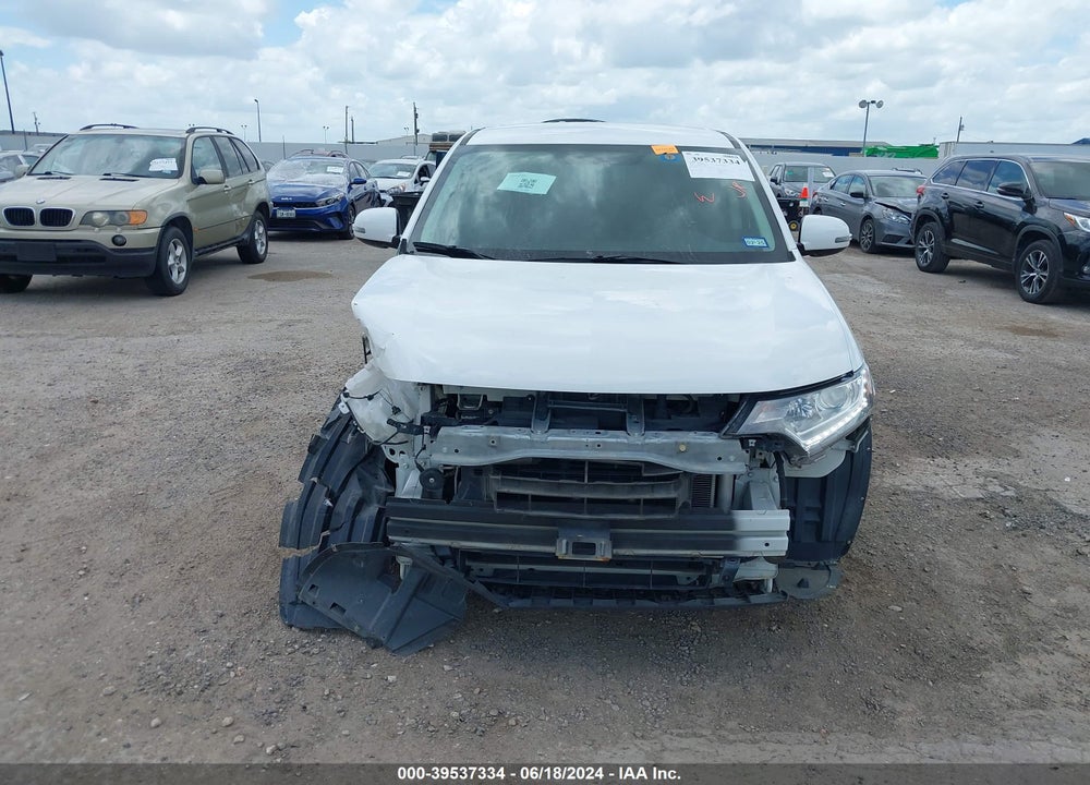 2018 MITSUBISHI OUTLANDER SE VIN: JA4AD3A31JZ004925