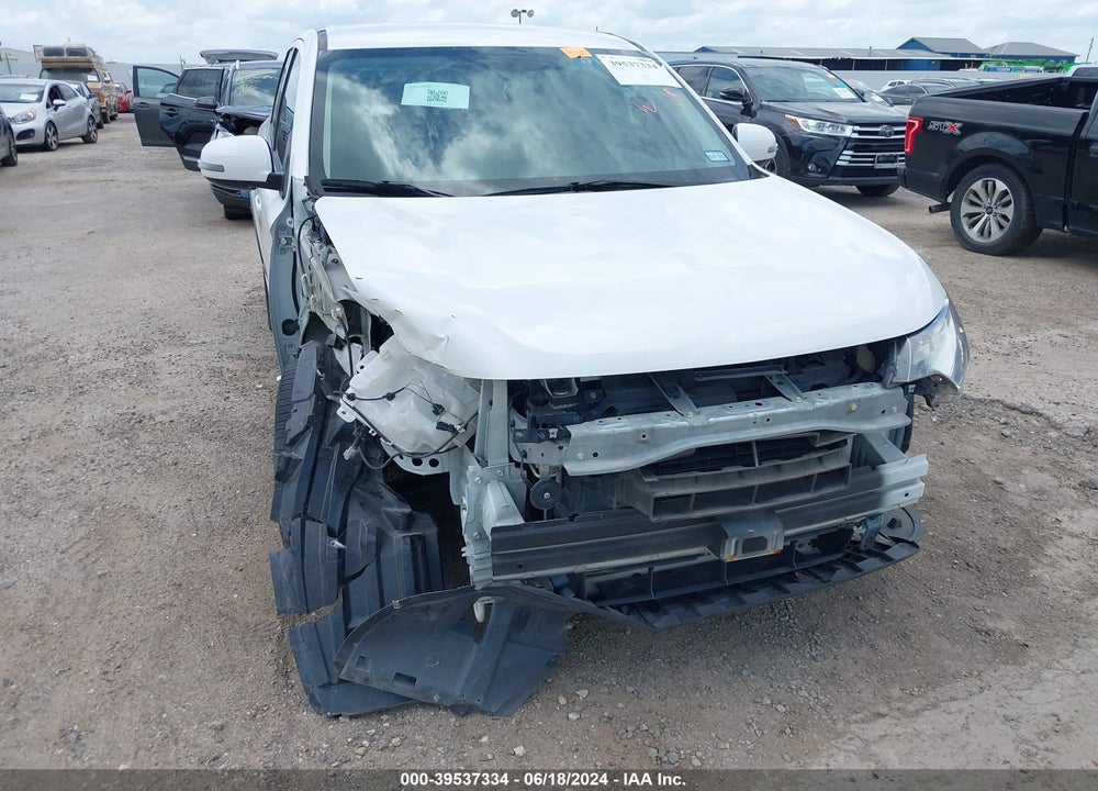 2018 MITSUBISHI OUTLANDER SE VIN: JA4AD3A31JZ004925