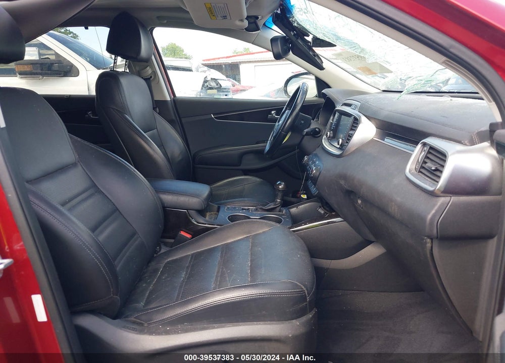2018 KIA SORENTO 2.0T EX VIN: 5XYPHDA11JG357138