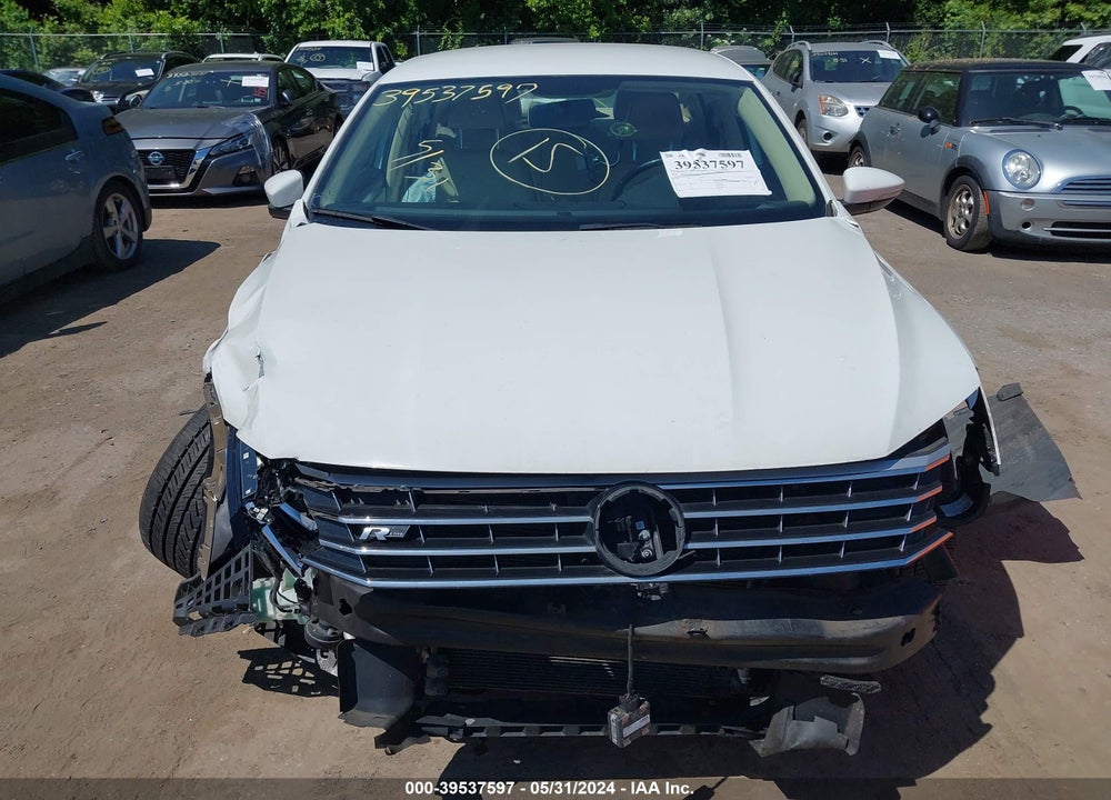 2017 VOLKSWAGEN PASSAT 1.8T R-LINE VIN: 1VWDT7A32HC057284