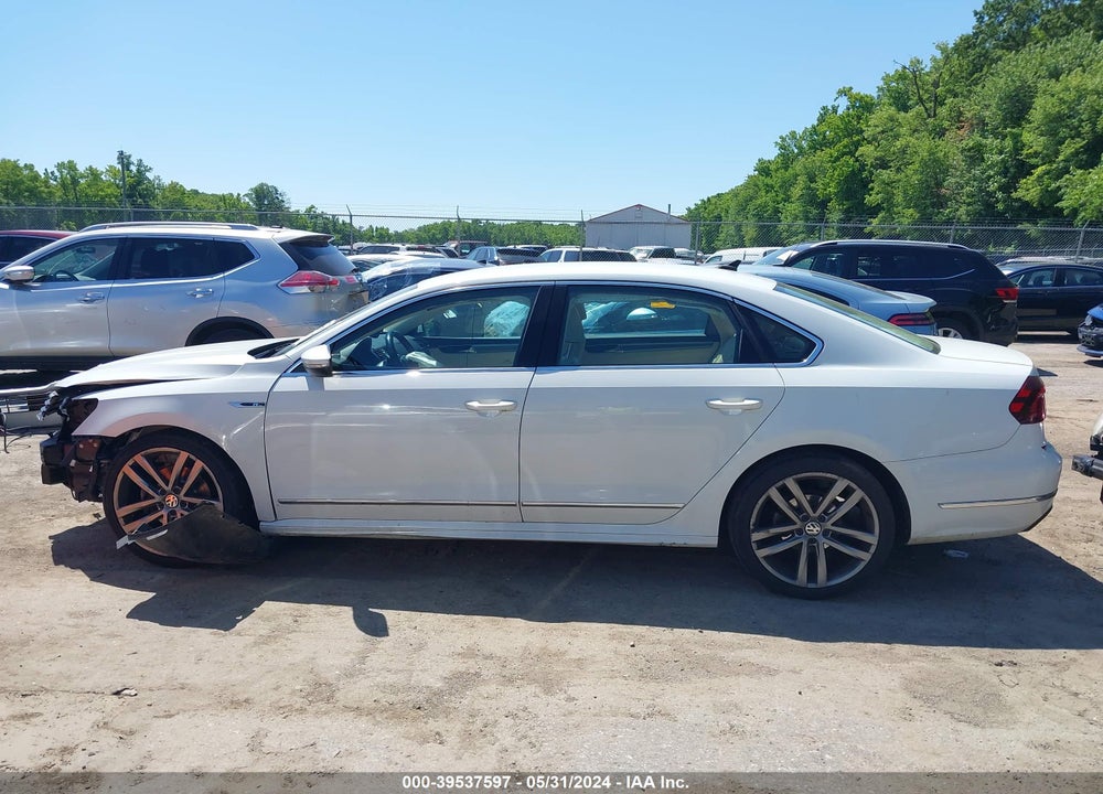 2017 VOLKSWAGEN PASSAT 1.8T R-LINE VIN: 1VWDT7A32HC057284