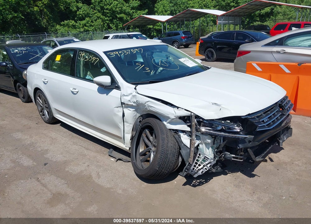 2017 VOLKSWAGEN PASSAT 1.8T R-LINE VIN: 1VWDT7A32HC057284